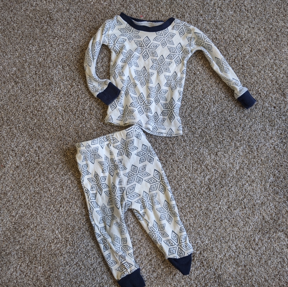 Gender neutral pajama set